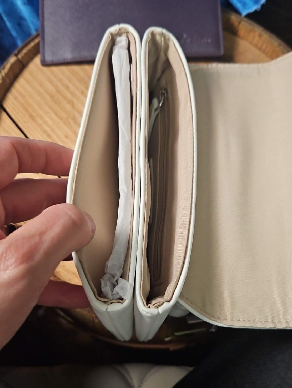 2/$75 Sam Edelman White Leather Wristlet Clutch - Picture 5 of 16